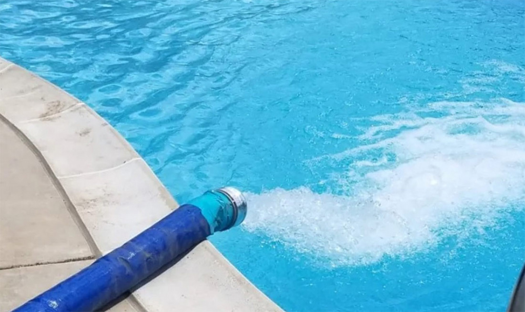 Доставка воды для бассейна Истра